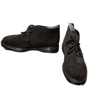 Women's BLACK Vegan CHUKKA BOOTS (Size 8.5/9)